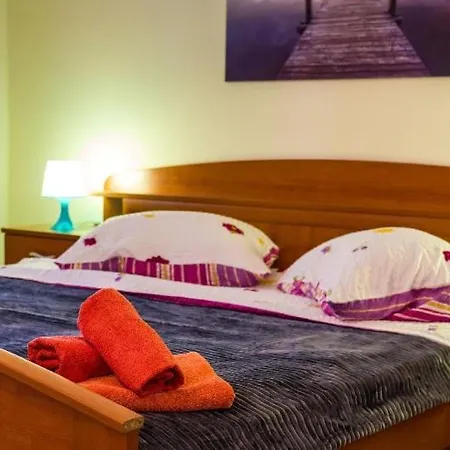 Apartment Nin Beach Apartamento *