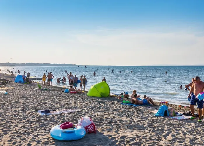 Apartment Nin Beach Nin