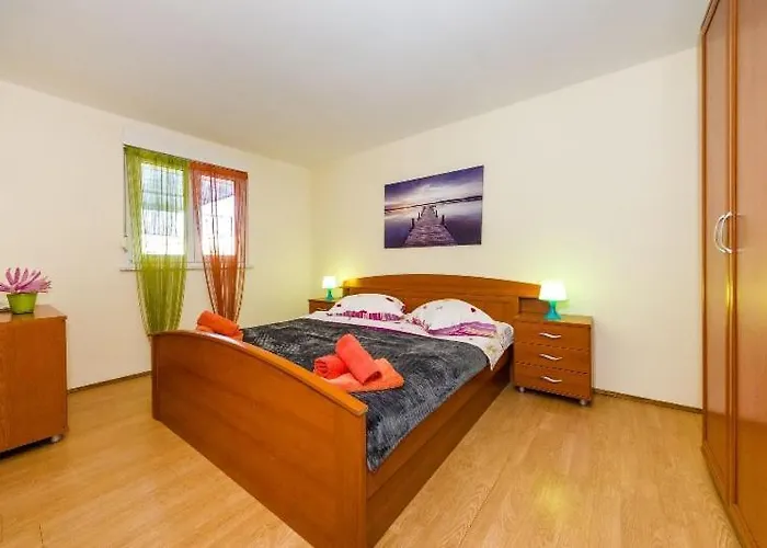 Apartment Nin Beach Apartman Nin