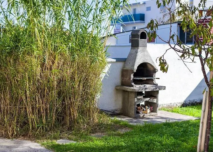 Apartment Nin Beach Nin