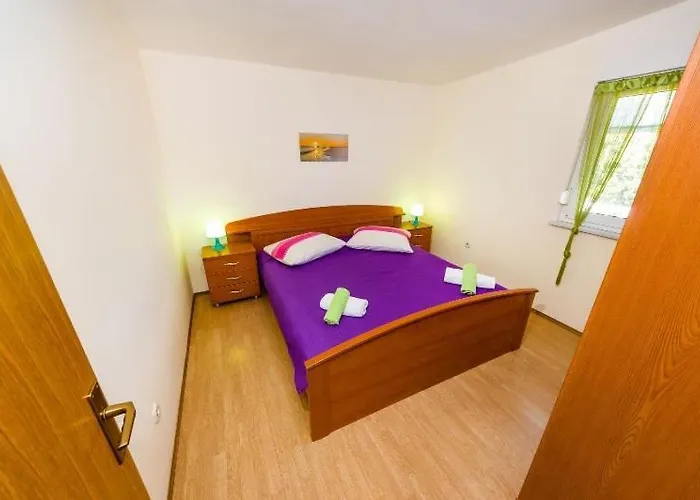 Apartment Nin Beach Apartman