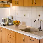 아파트 Apartment Nin Beach 닌