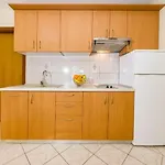 Apartment Nin Beach 아파트 *