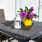 Apartment Nin Beach *