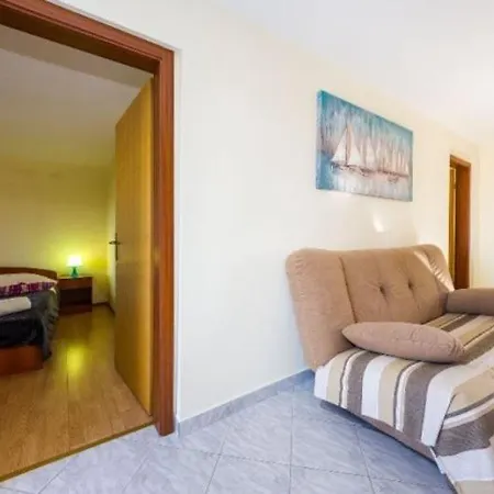 Apartment Croliday *