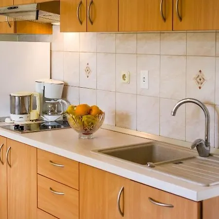 Апартаменты Apartment Nin Beach Нин