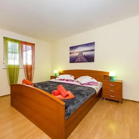Apartment Nin Beach Апартаменты Нин
