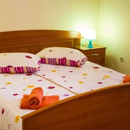 Apartment Nin Beach Апартаменты