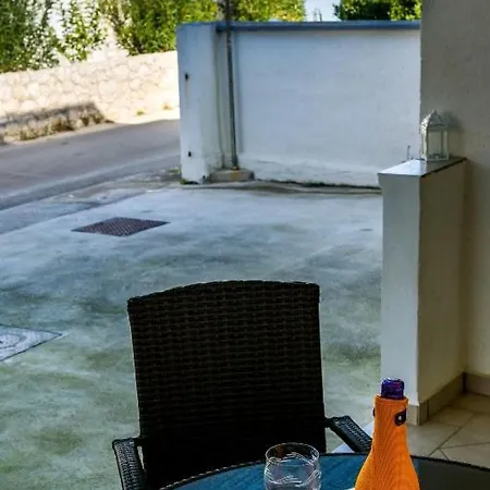 Апартаменты Apartment Nin Beach *