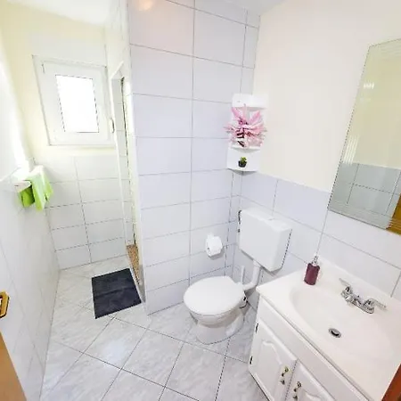 Apartment Nin Beach 宁