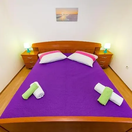 Апартаменты Apartment Nin Beach *