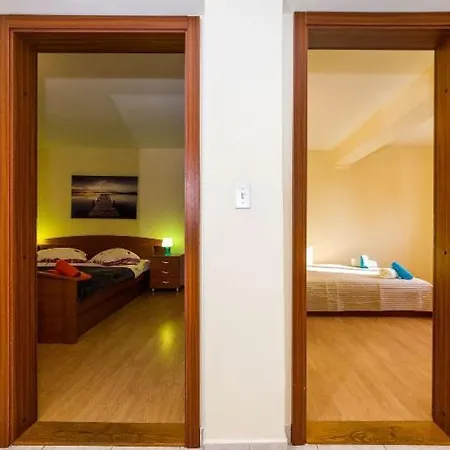 Apartment Nin Beach Апартаменты