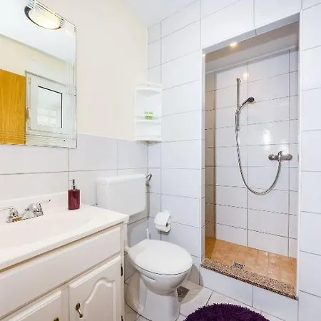 Апартаменты Apartment Nin Beach *