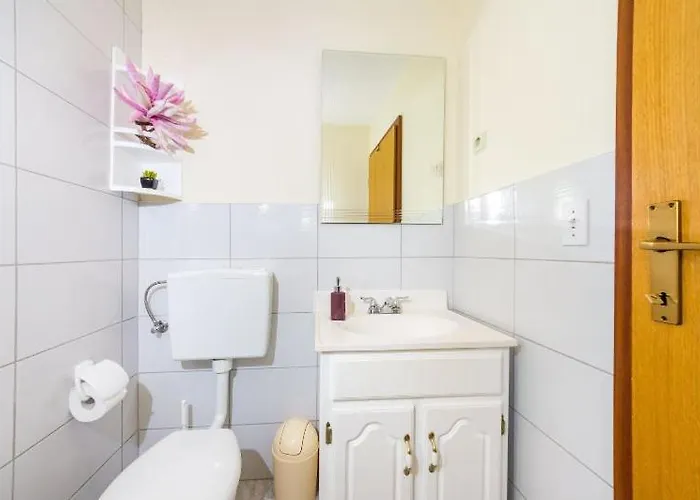 Apartment Nin Beach 宁