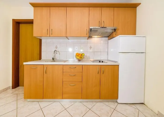 Apartment Nin Beach Apartament *