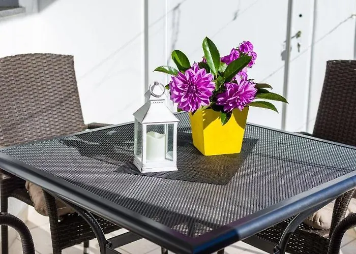 Apartment Nin Beach *