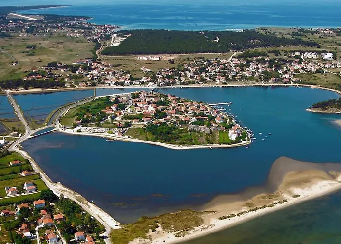 Apartament Apartment Nin Beach